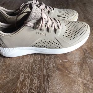 Crocs men’s Lite Ride Pacer Shoes